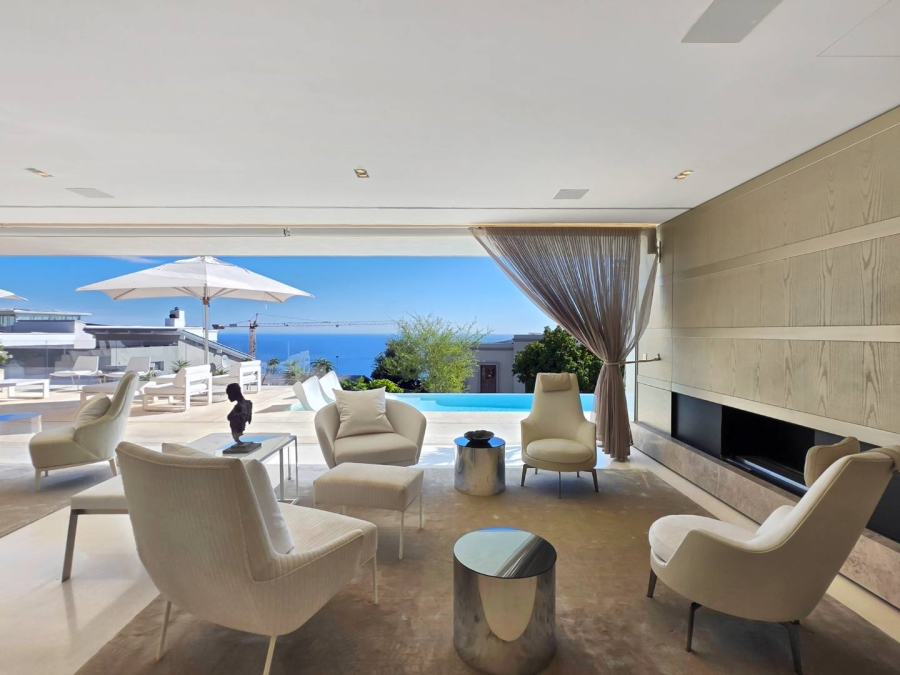 5 Bedroom Property for Sale in Fresnaye Western Cape